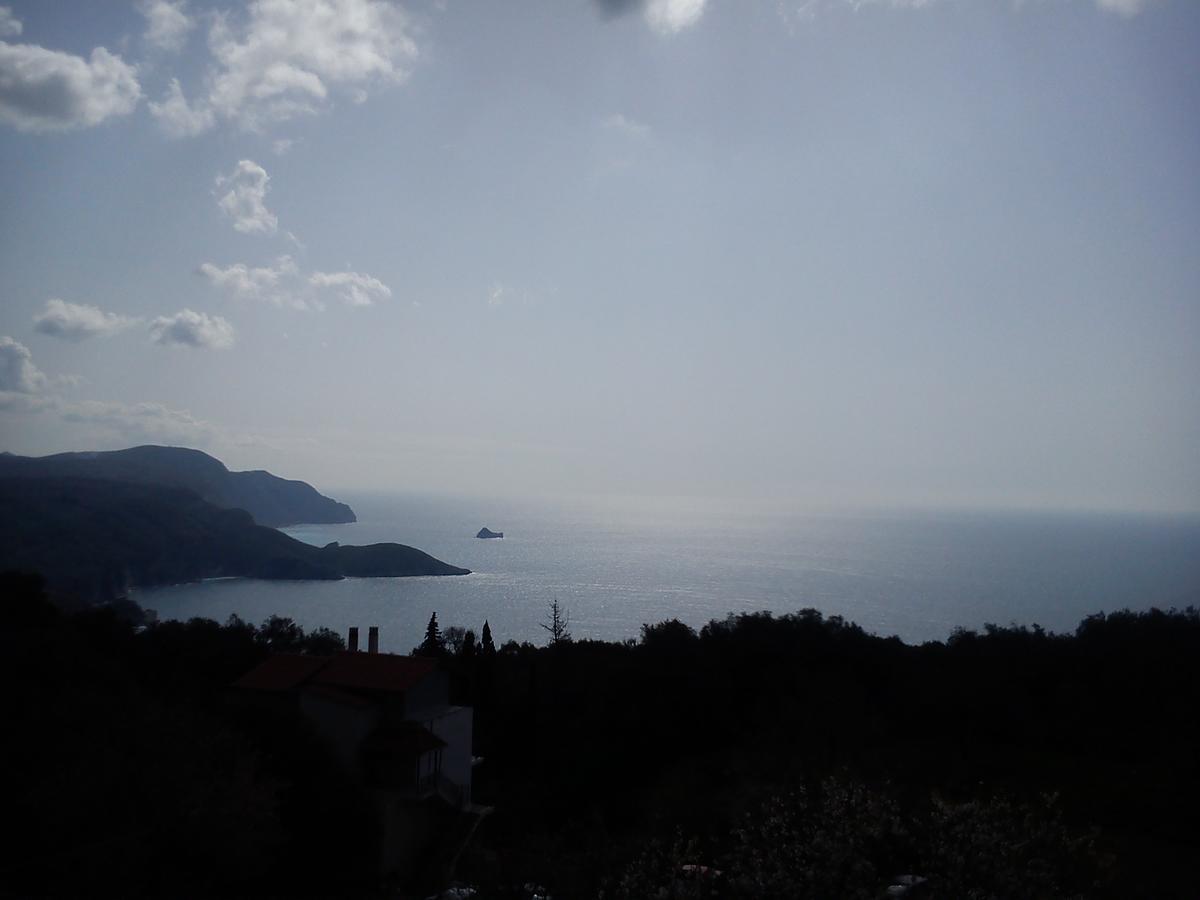 Marilena And Apartment