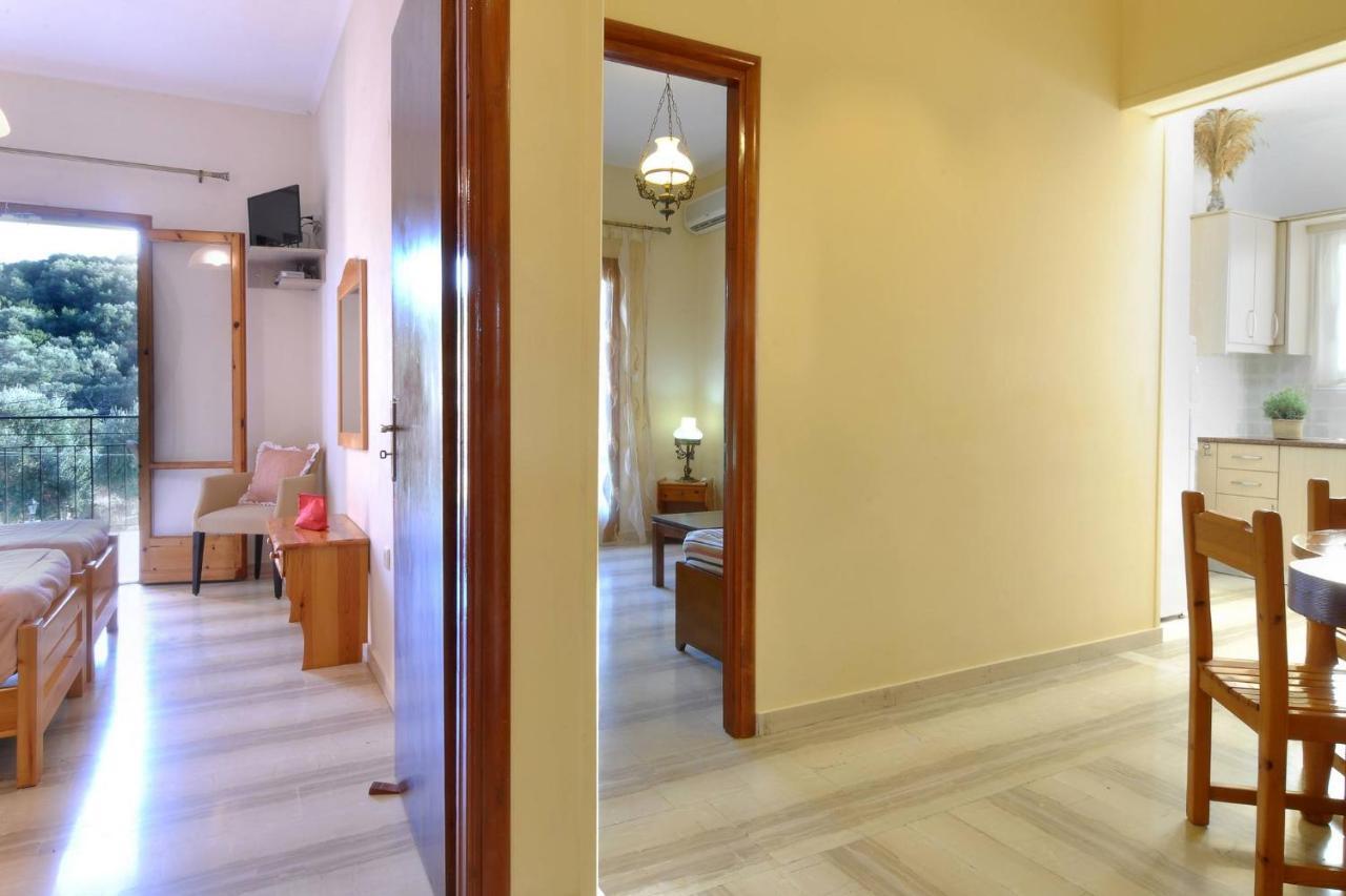 Marilena And Apartment